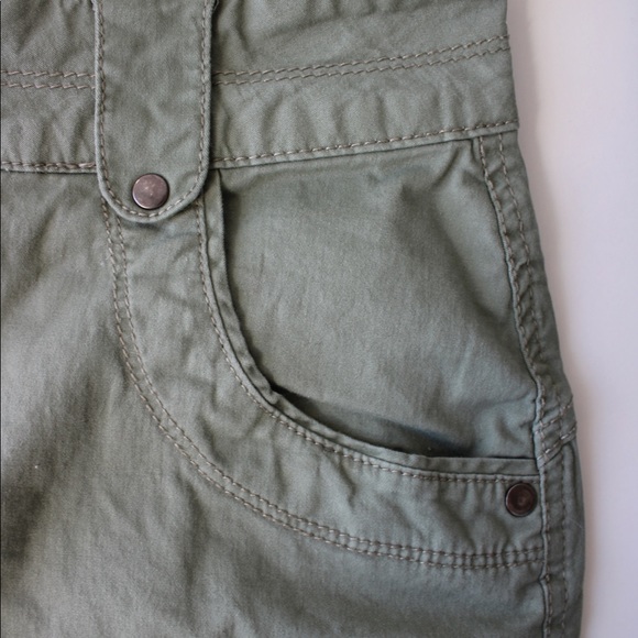 Suzy Sheer Shorts - Picture 3 of 4